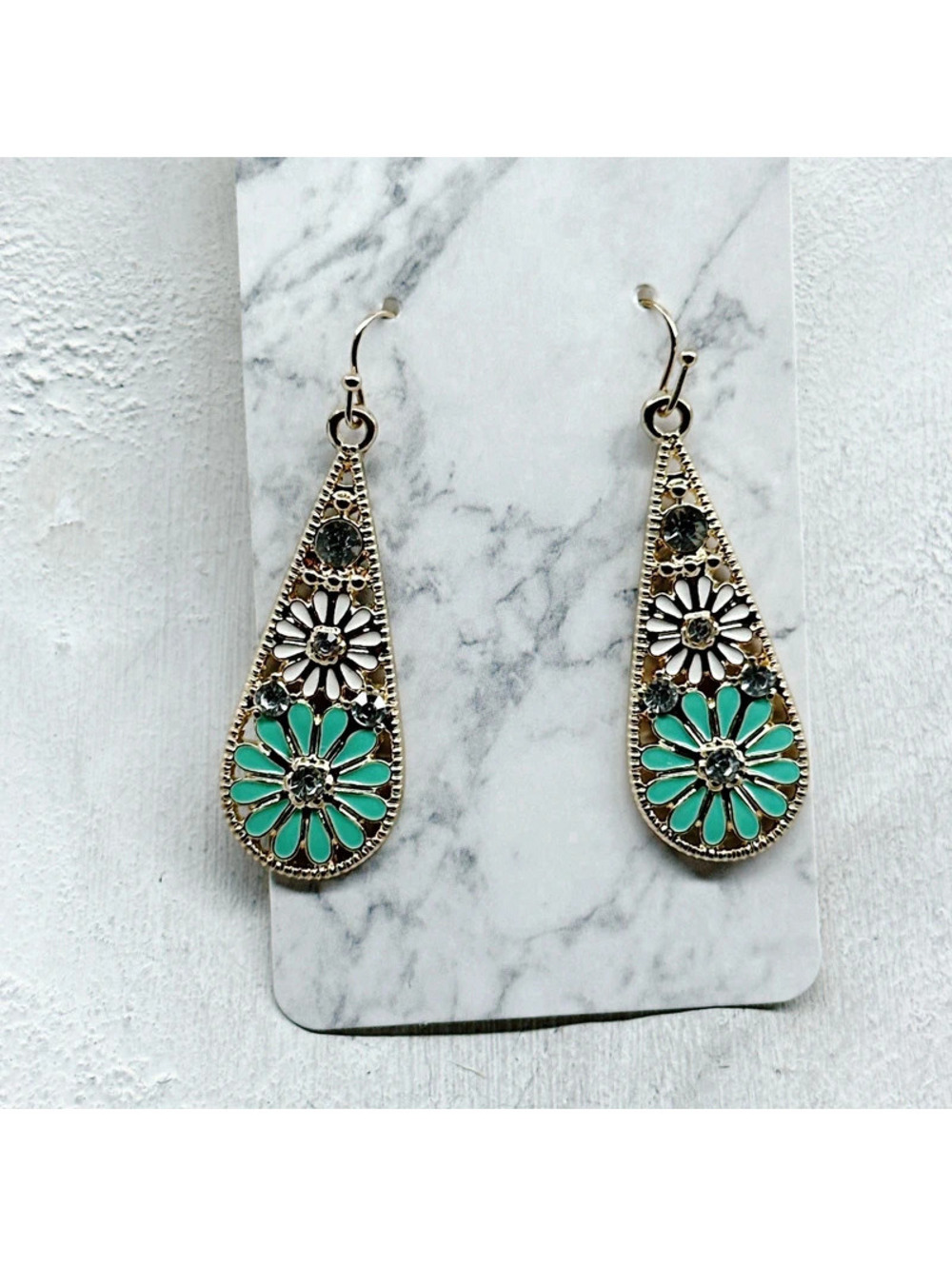 5444gc. Goldtone Mint Floral Enamel Earrings